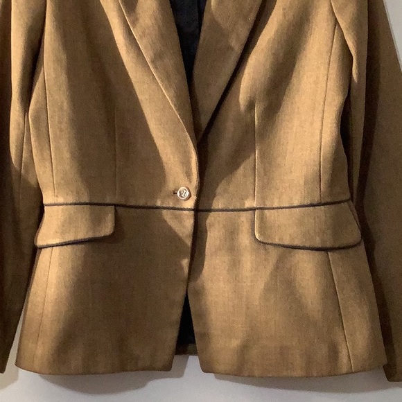 Ainsley & Aidan Women Blazer - Picture 6 of 8